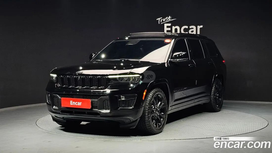 Jeep Grand Cherokee - фото 1