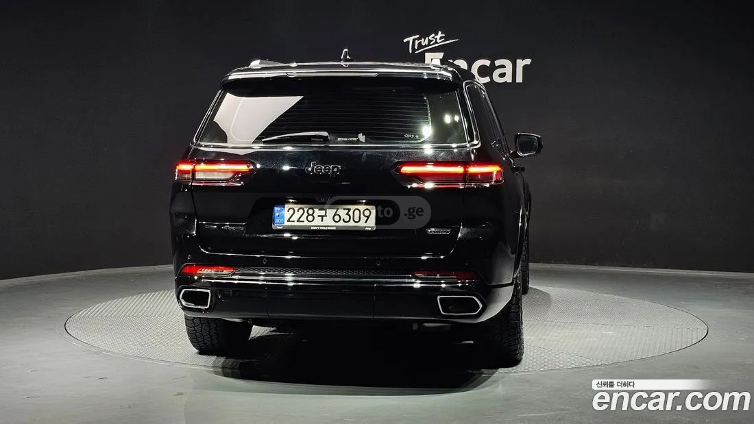 Jeep Grand Cherokee - фото 4