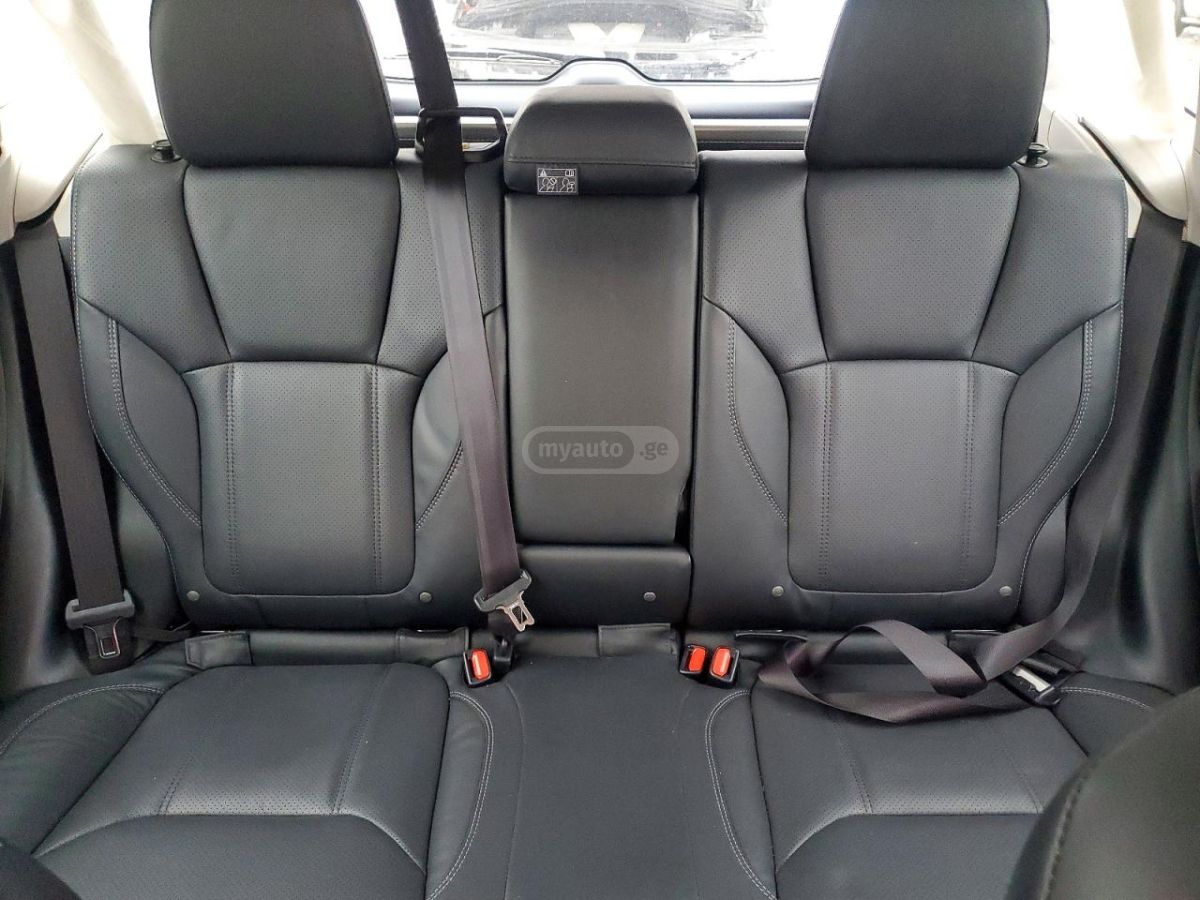 Subaru Forester - фото 10