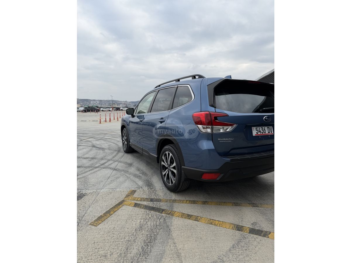 Subaru Limited 4dr All-Wheel Drive CV — миниатюра 5