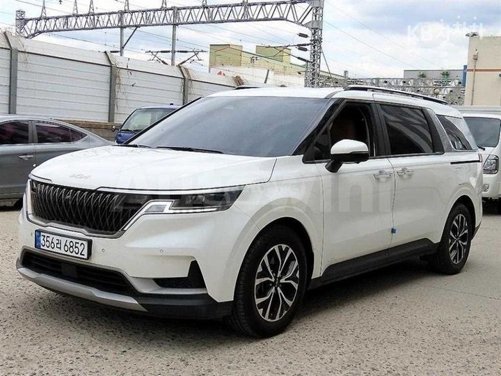 Kia Sedona - фото 2