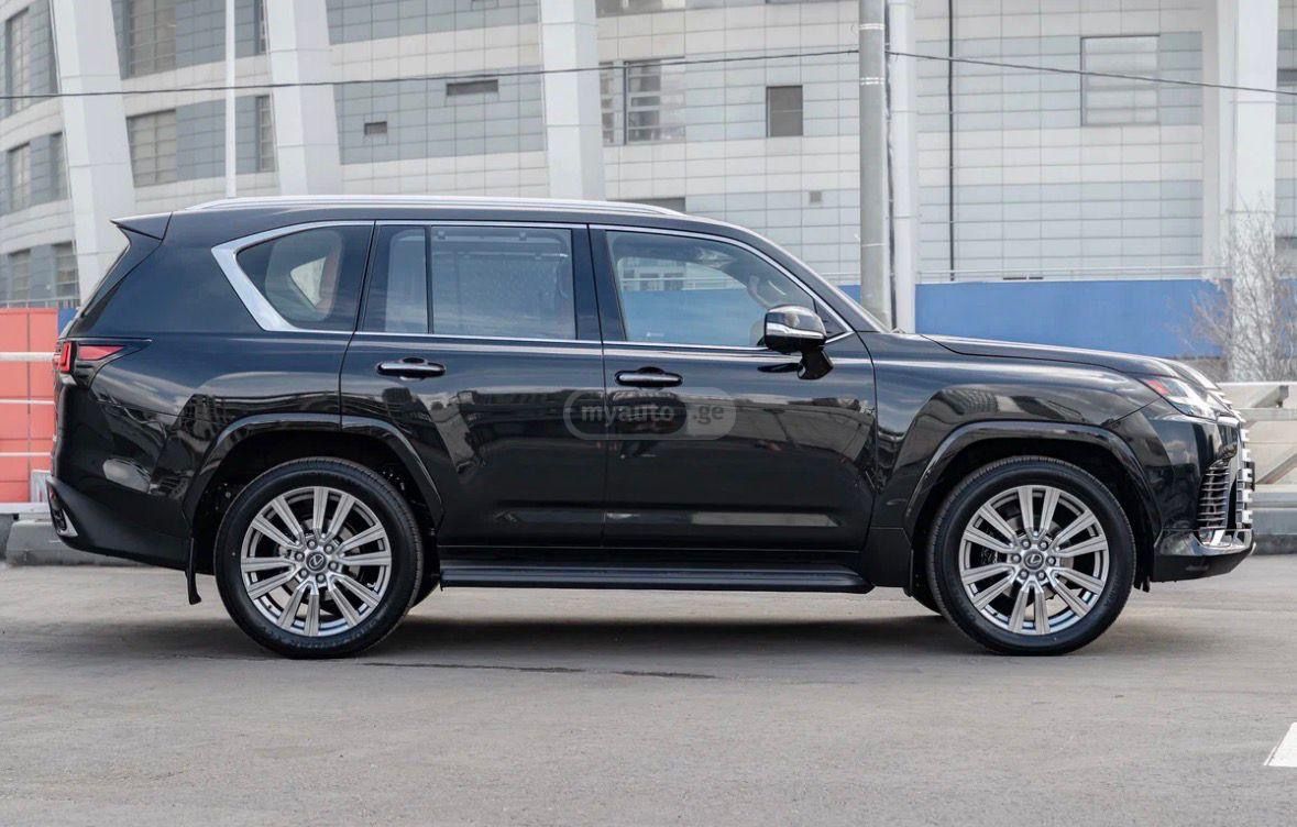 Lexus LX 500 - фото 2