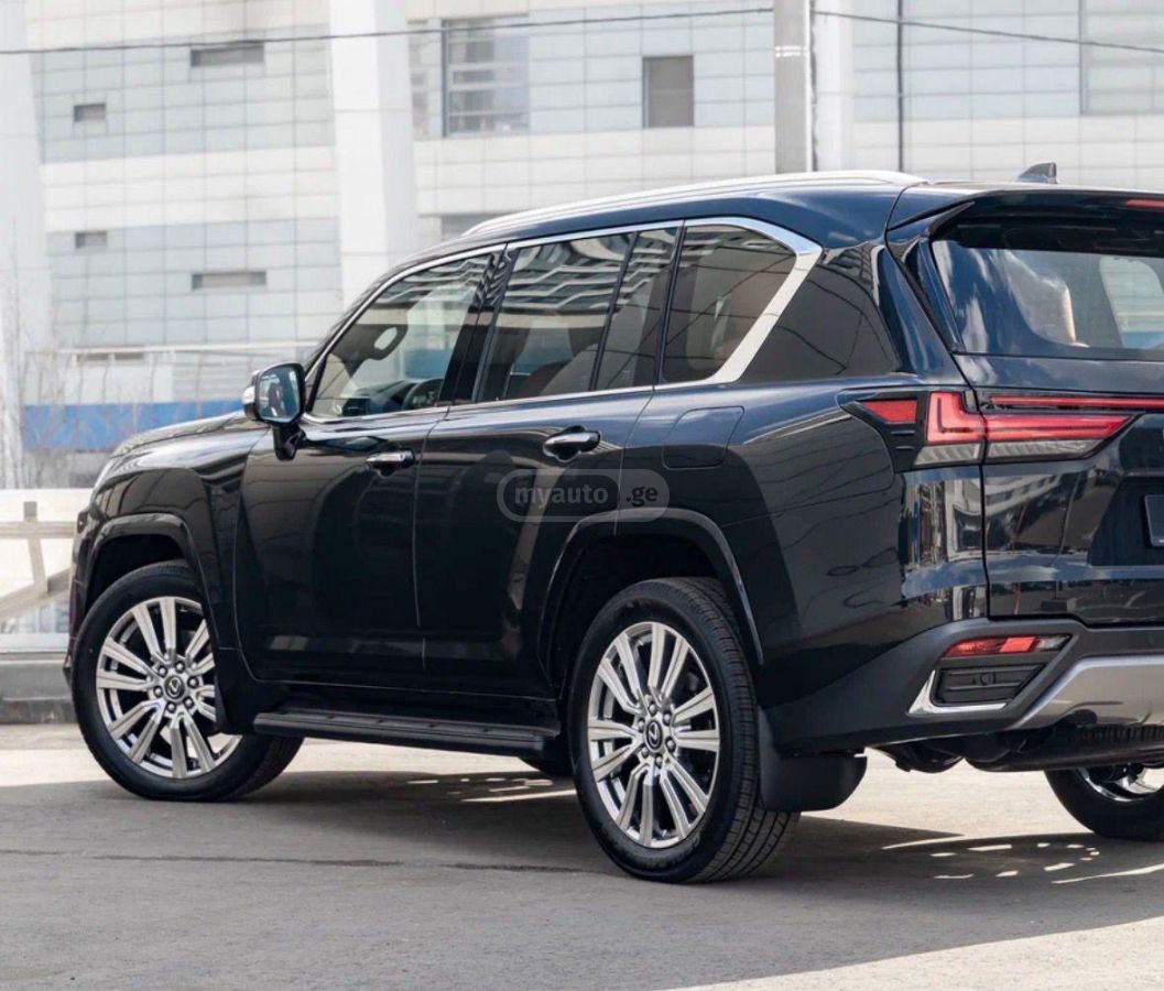 Lexus LX 500 - фото 3