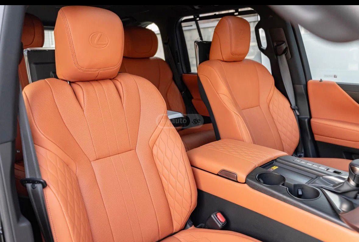 Lexus LX 500 - фото 7