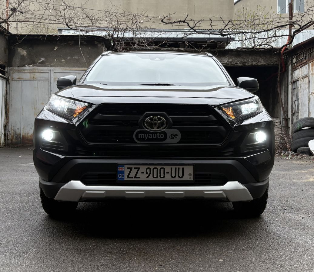 Toyota RAV 4 - фото 6