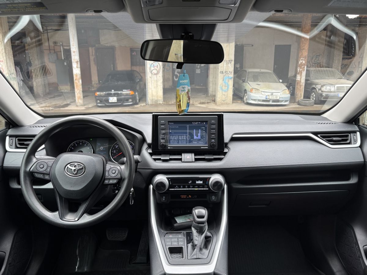 Toyota RAV 4 - фото 8