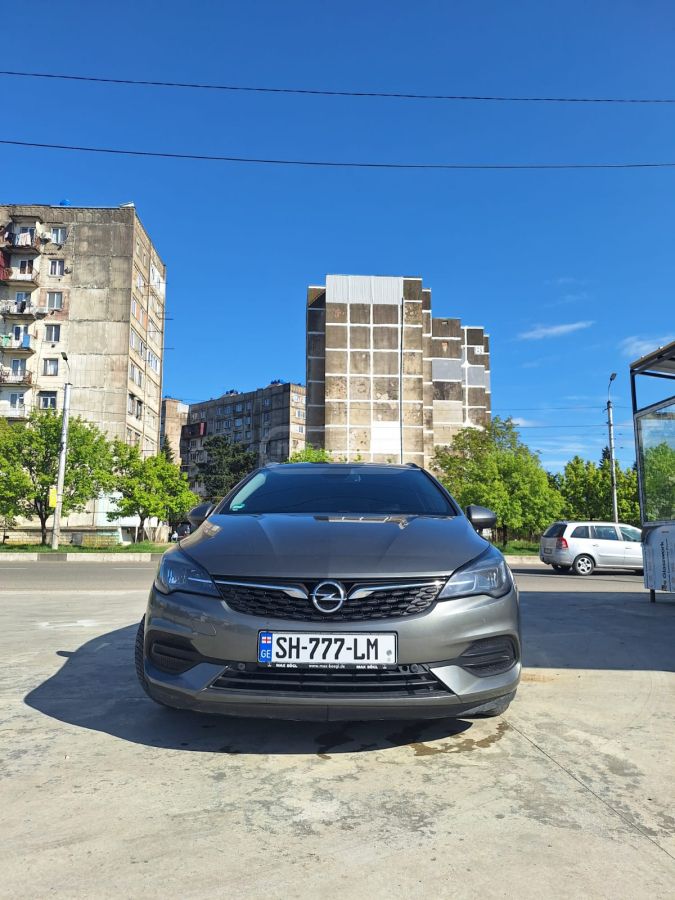 Opel Astra - фото 4