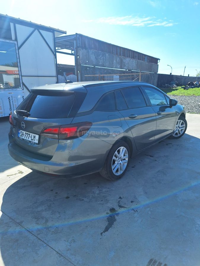 Opel Astra - фото 6
