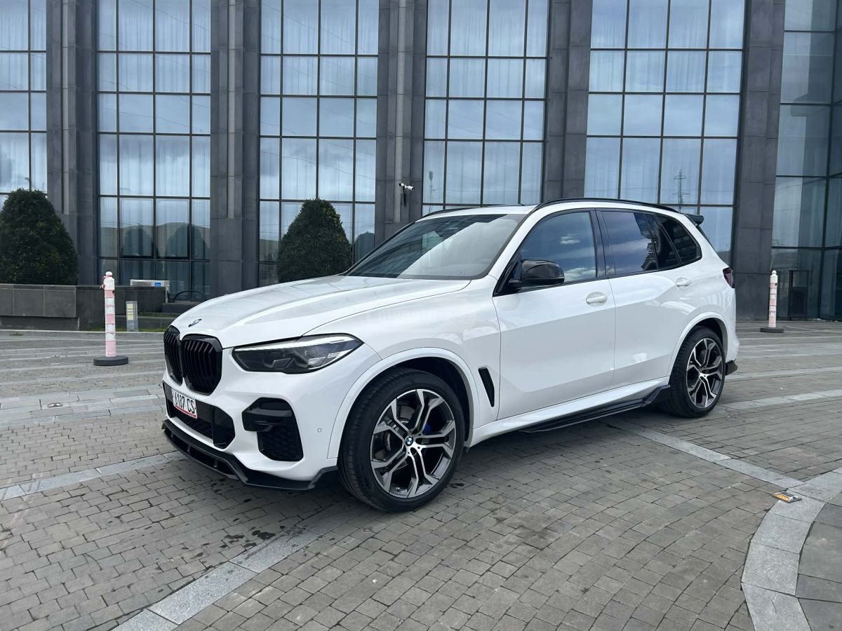 BMW xDrive40i 4dr All-Wheel Drive — миниатюра 2