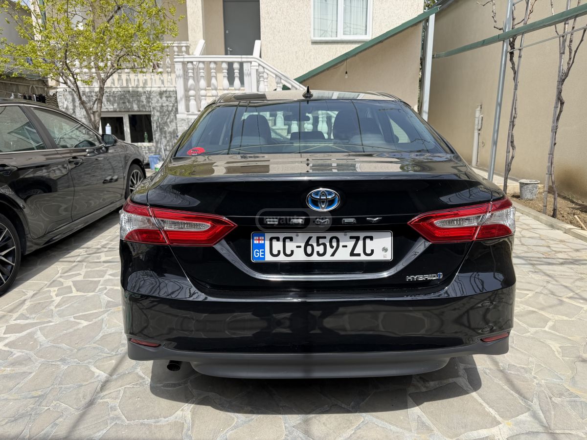 Toyota Camry - фото 6