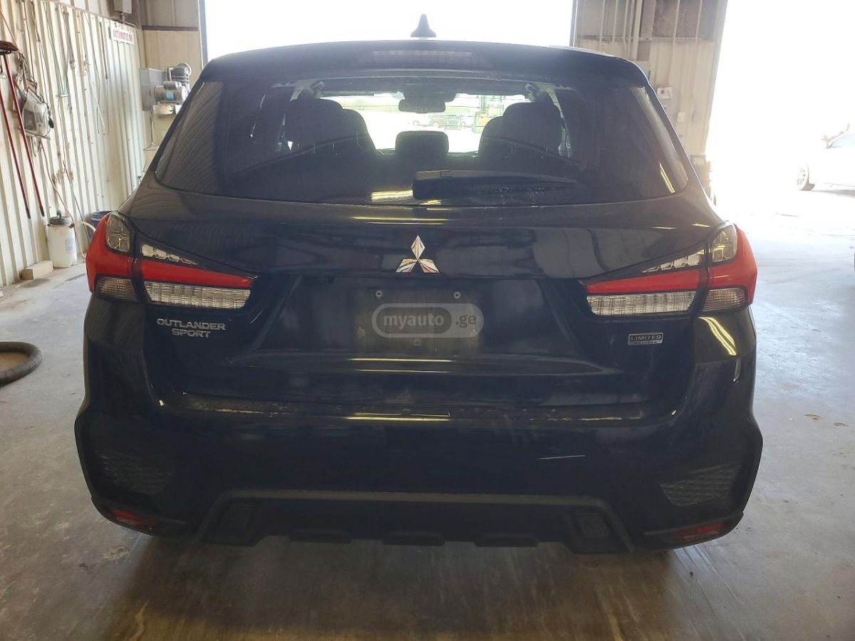 Mitsubishi Outlander - фото 6