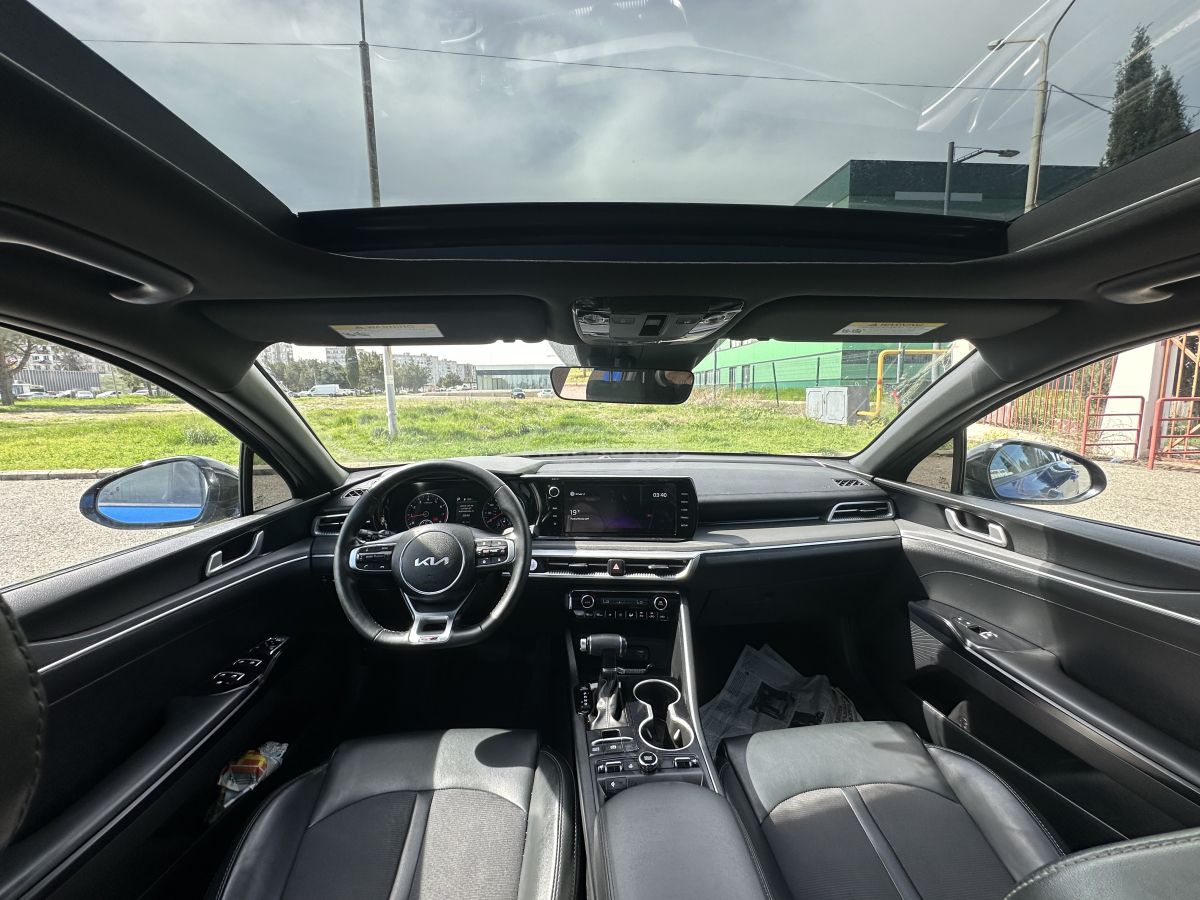 Kia K5 - фото 11