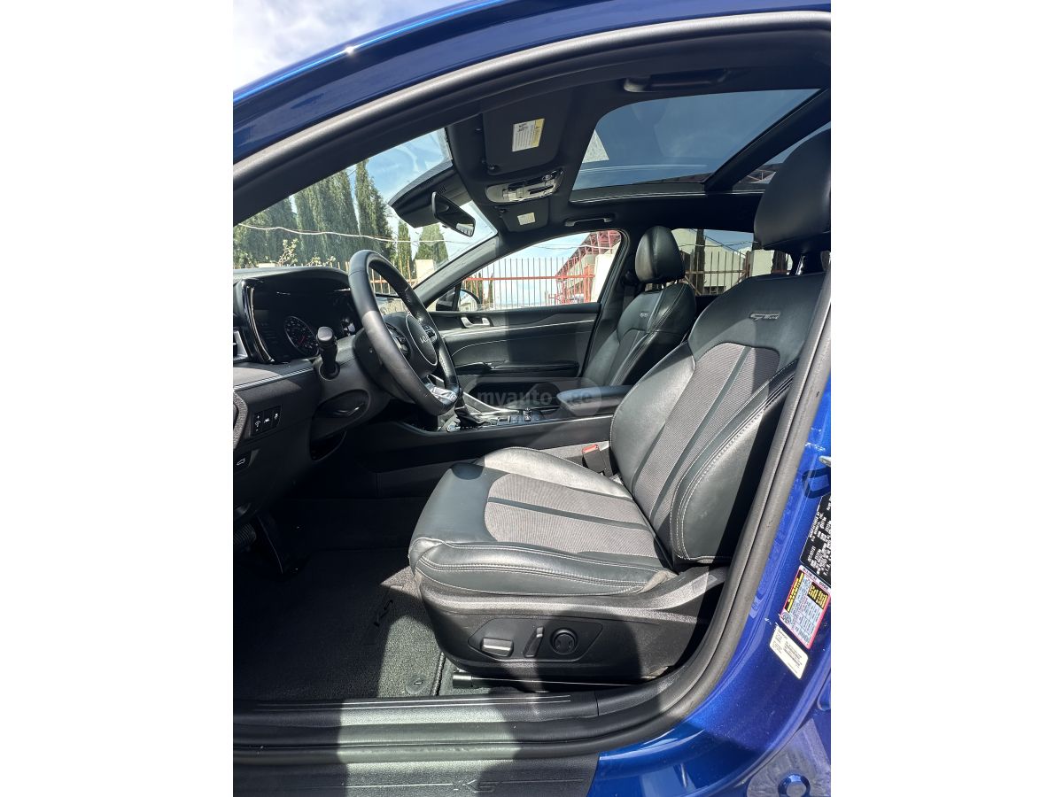 Kia K5 - фото 13