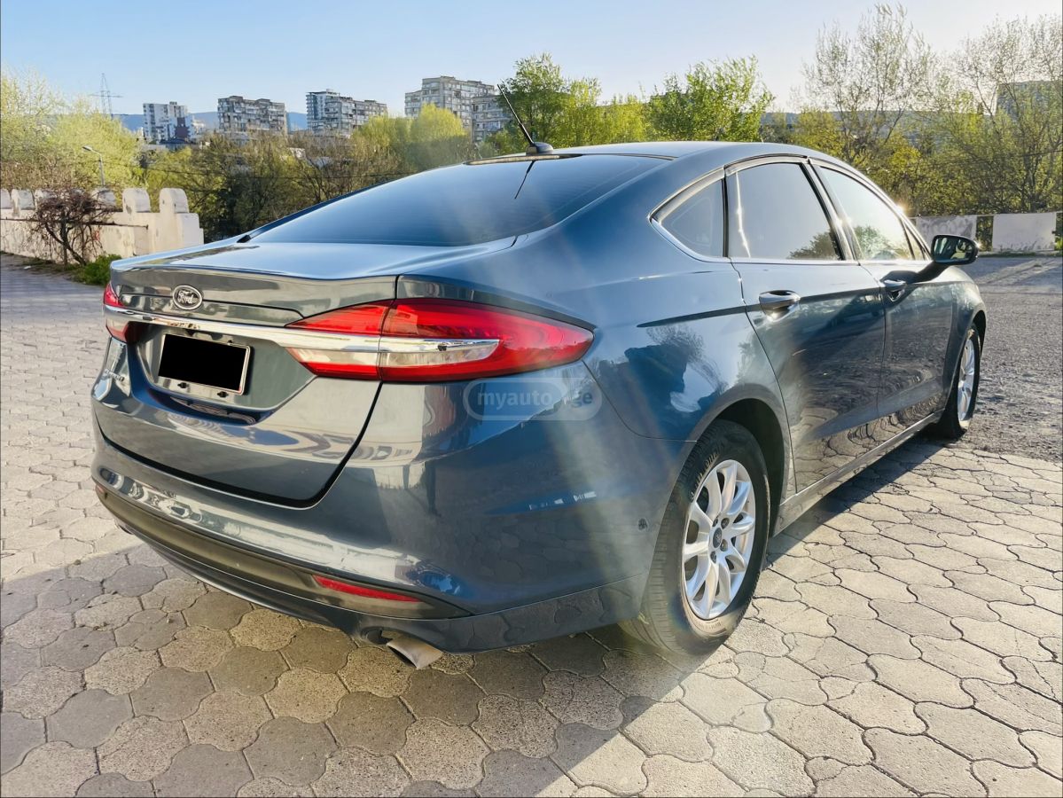 Ford Fusion - фото 3