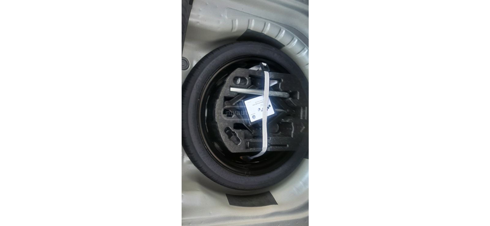 Volkswagen Jetta - фото 11