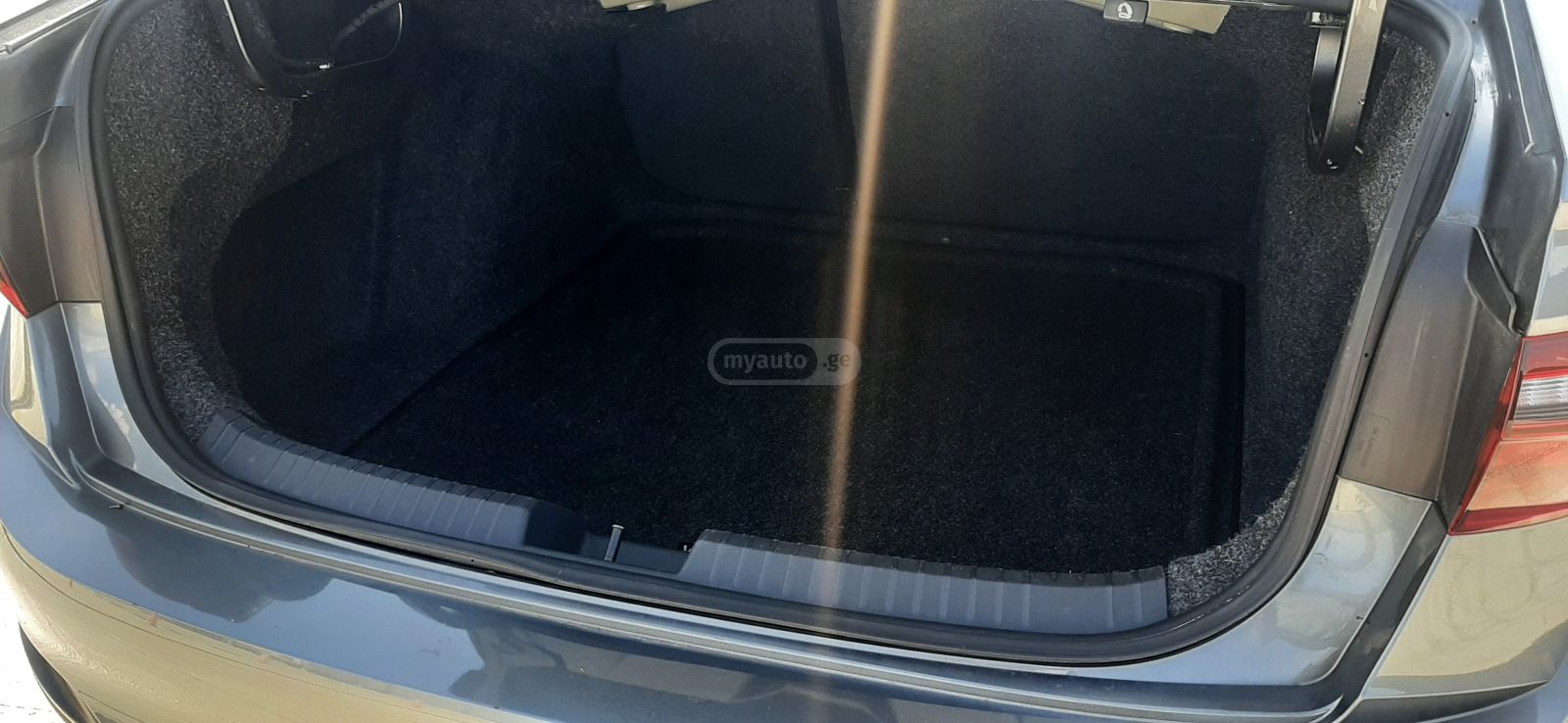 Volkswagen Jetta - фото 12