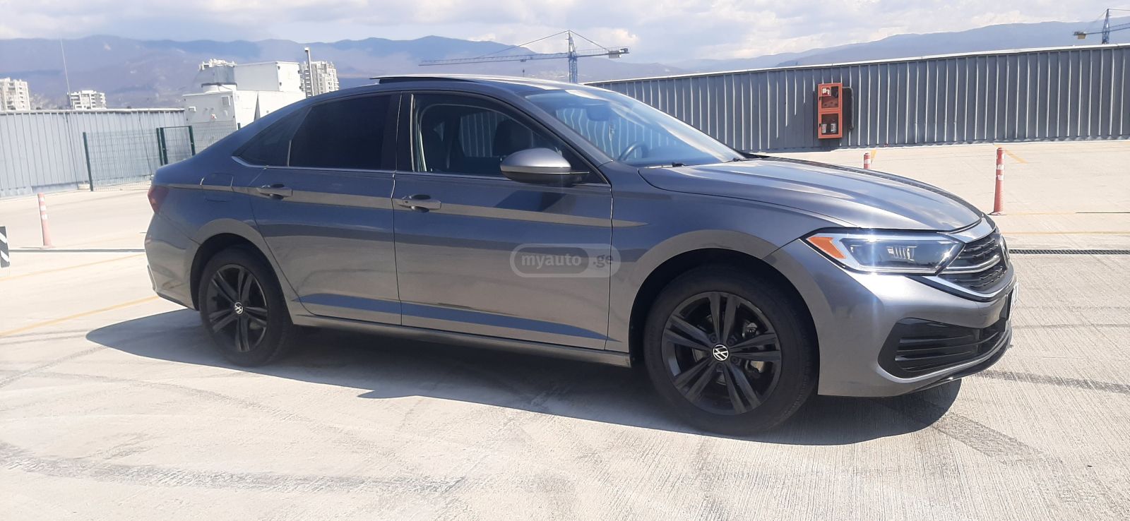 Volkswagen Jetta - фото 7