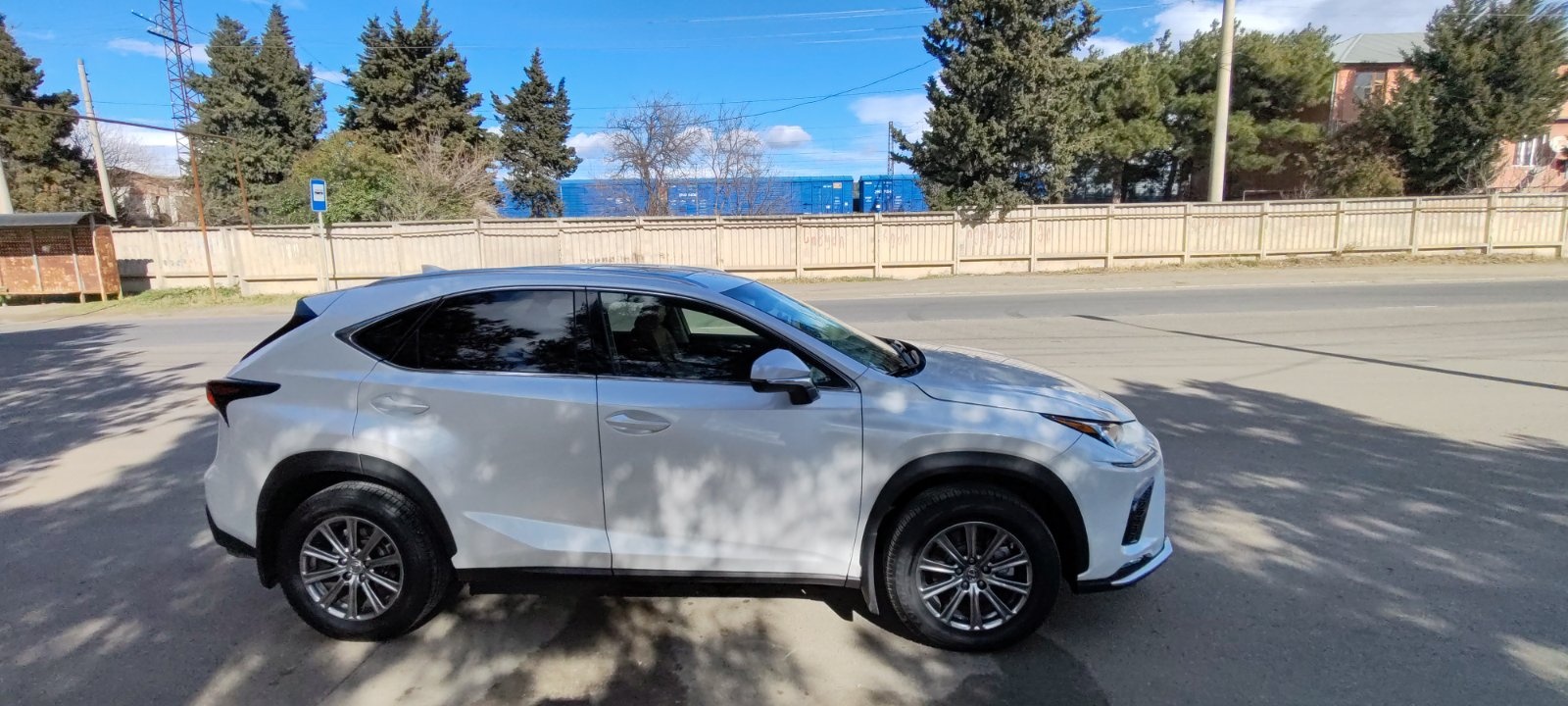 Lexus NX 200 - фото 2