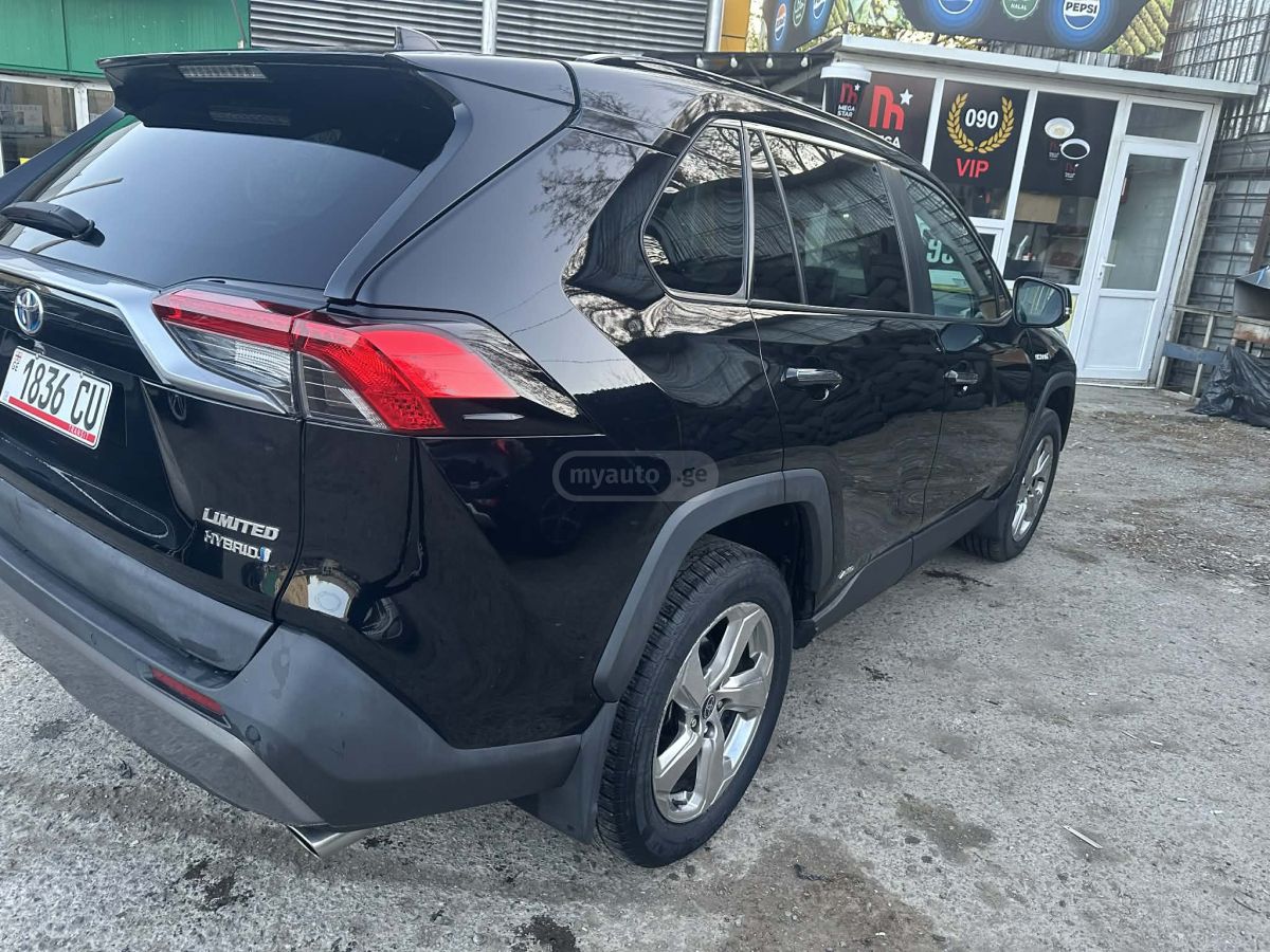 Toyota RAV 4 - фото 2