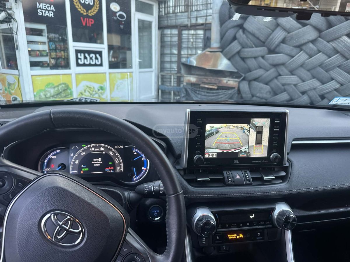 Toyota RAV 4 - фото 8