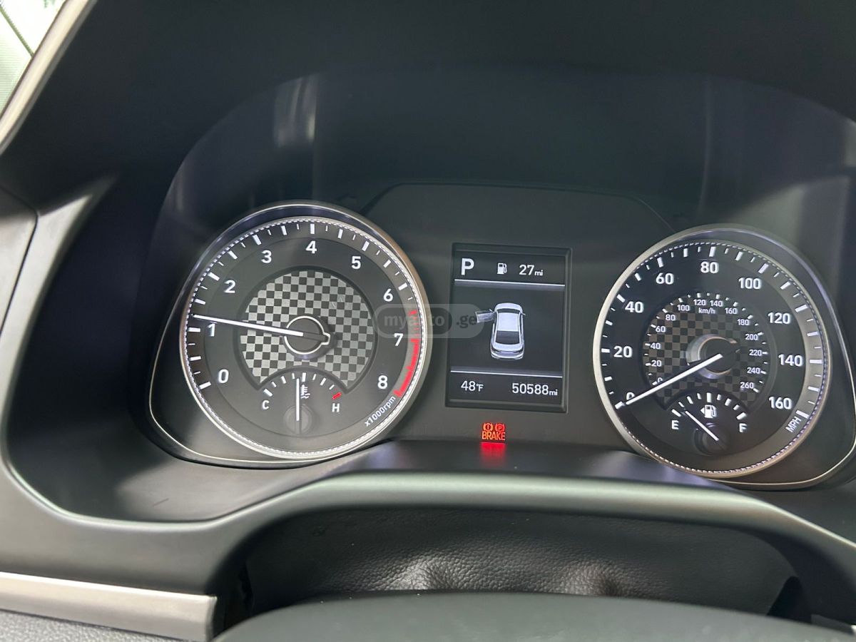 Hyundai Elantra - фото 9