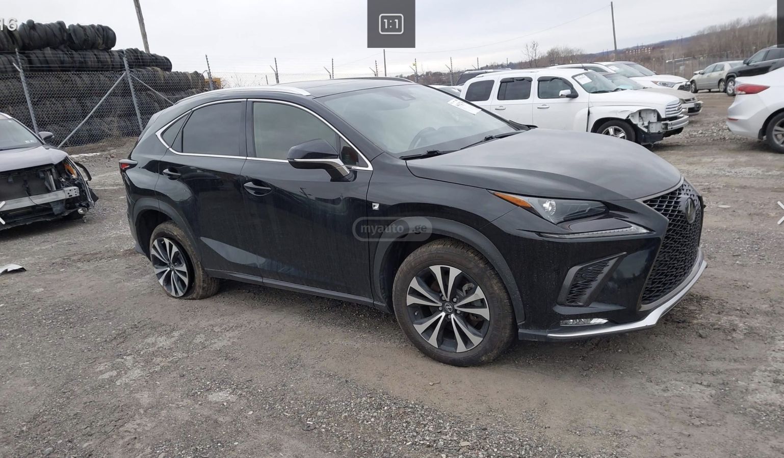 Lexus NX 300 - фото 1
