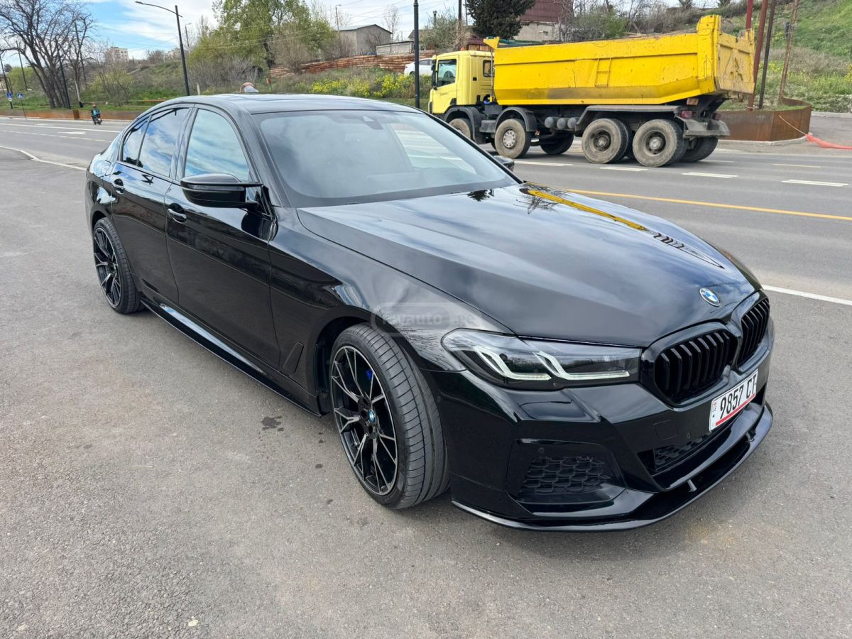 BMW 530 - фото 3