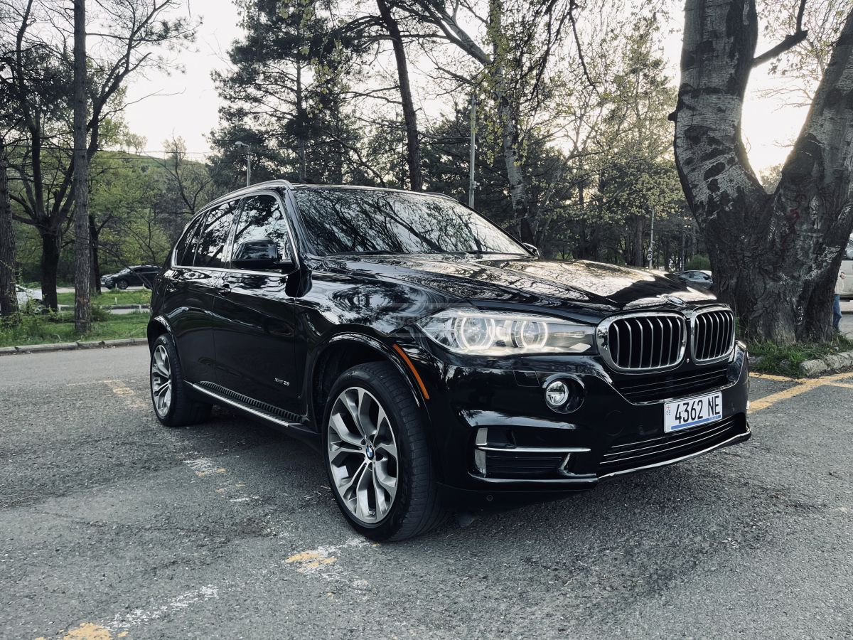 BMW X5 - фото 2