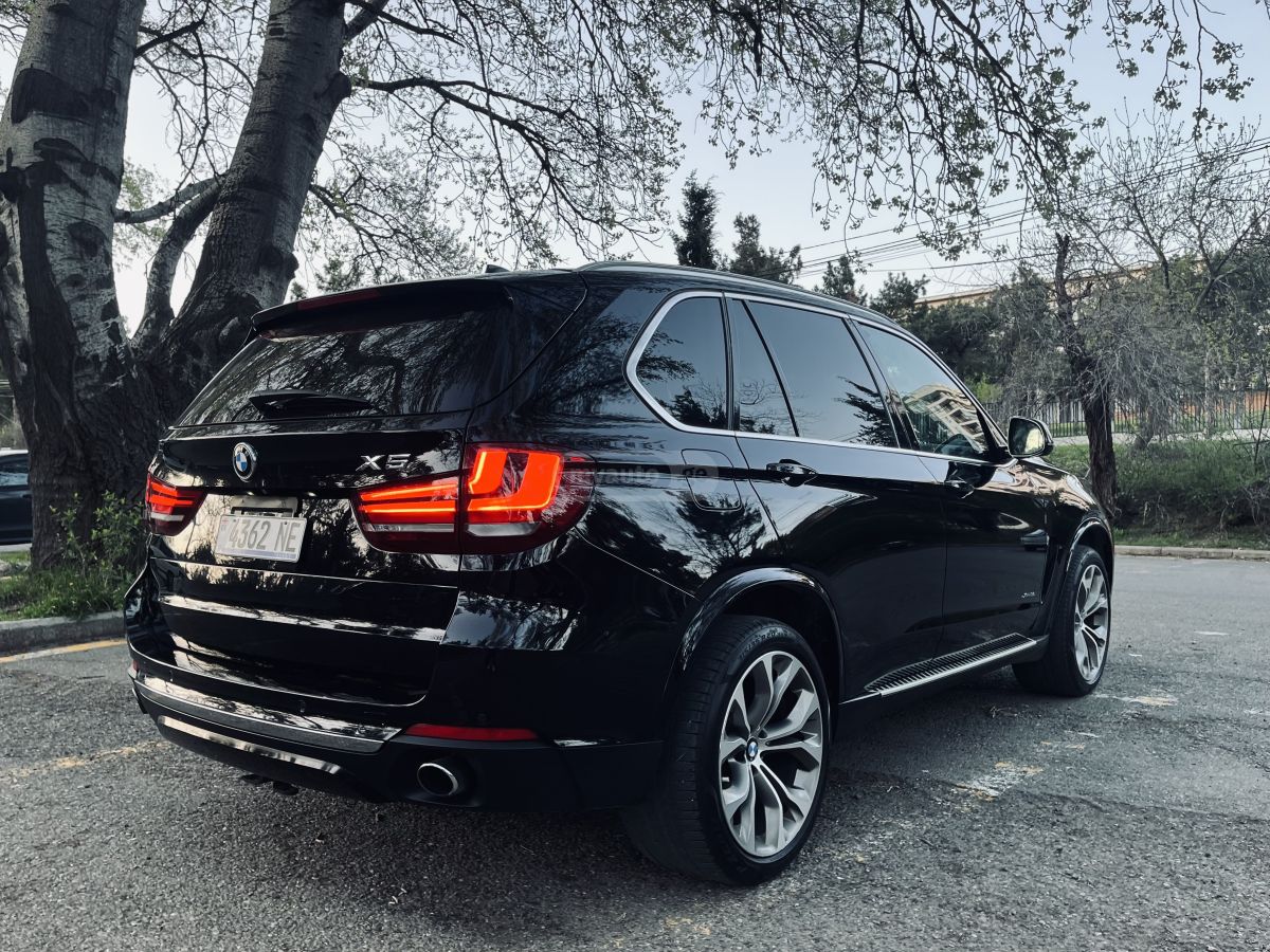 BMW X5 - фото 4