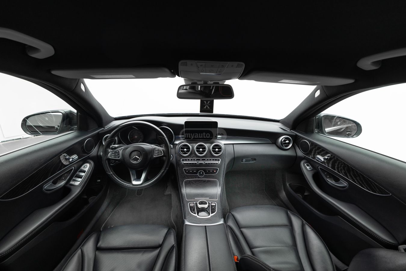 Mercedes-Benz C 200 - фото 10