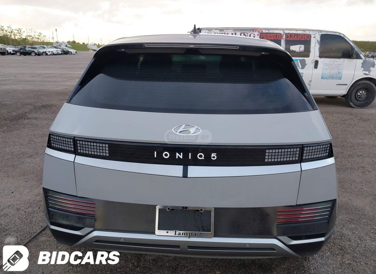 Hyundai Ioniq Standard Range 2023 — миниатюра 10