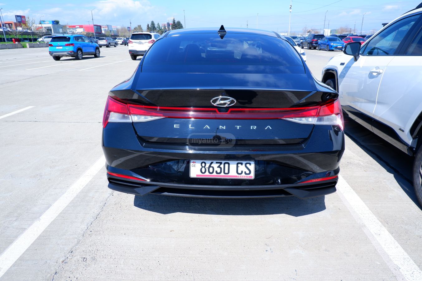 Hyundai Elantra - фото 5