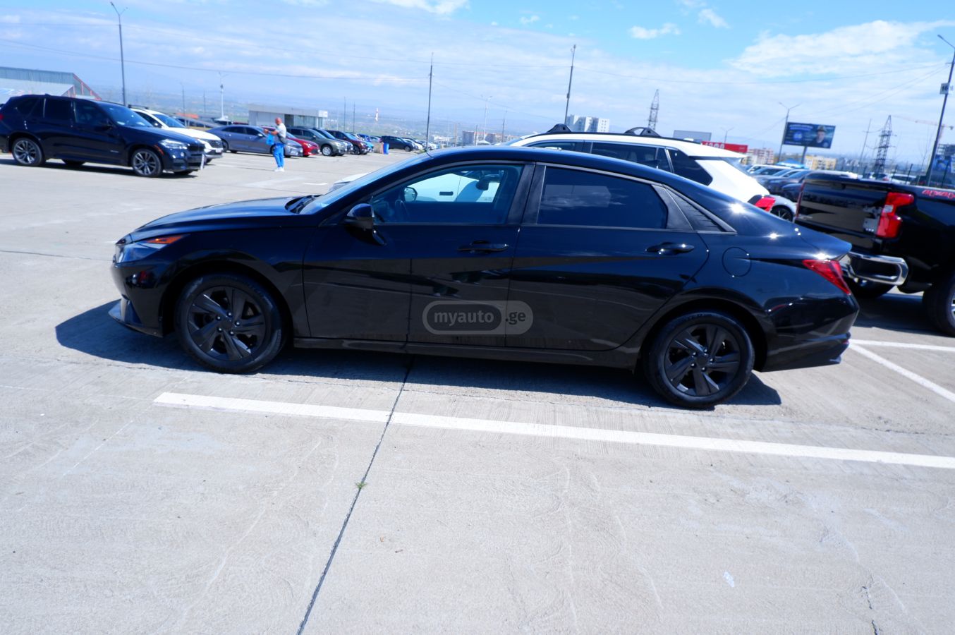 Hyundai Elantra - фото 7