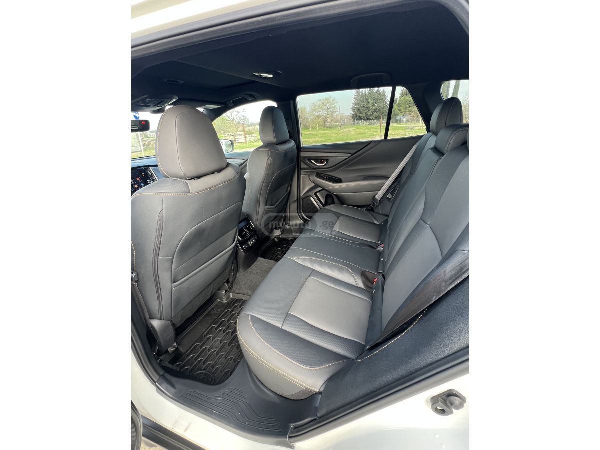 Subaru Outback - фото 9