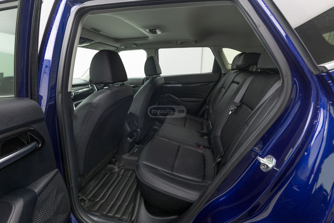 Kia Seltos 2022 — миниатюра 10