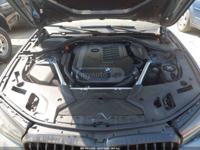 BMW 540I 2021 — миниатюра 13