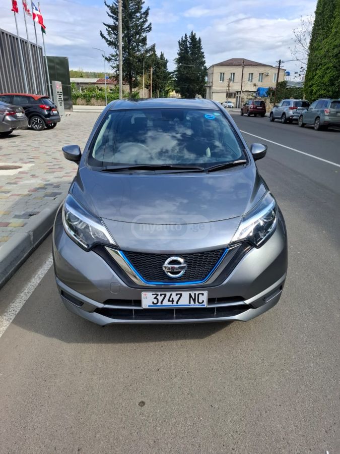 Nissan Note - фото 3