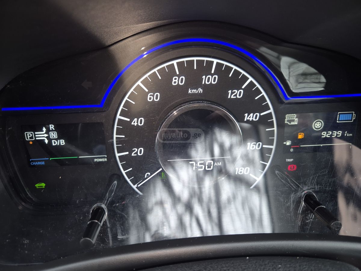Nissan Note - фото 8