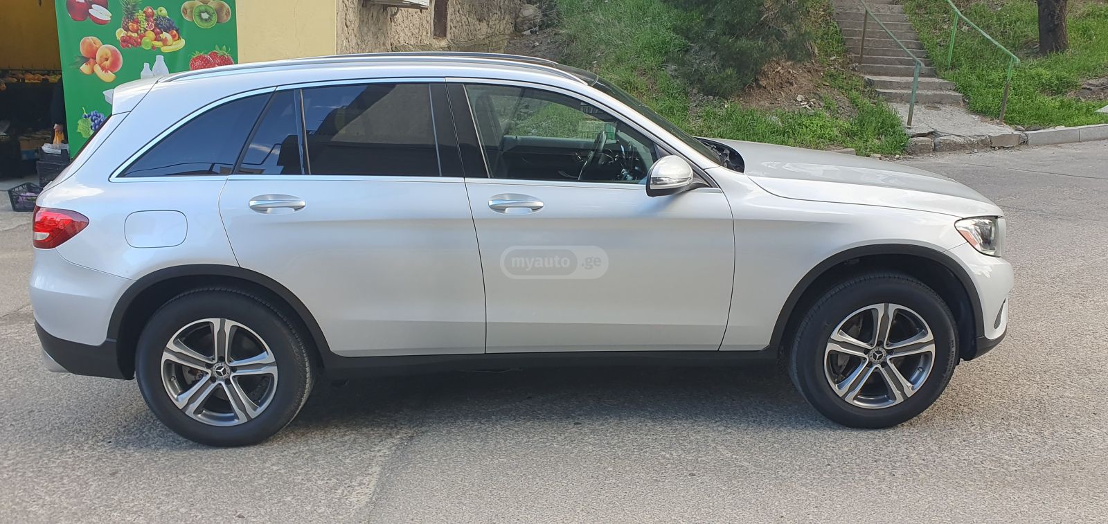 Mercedes-Benz GLC 300 - фото 1
