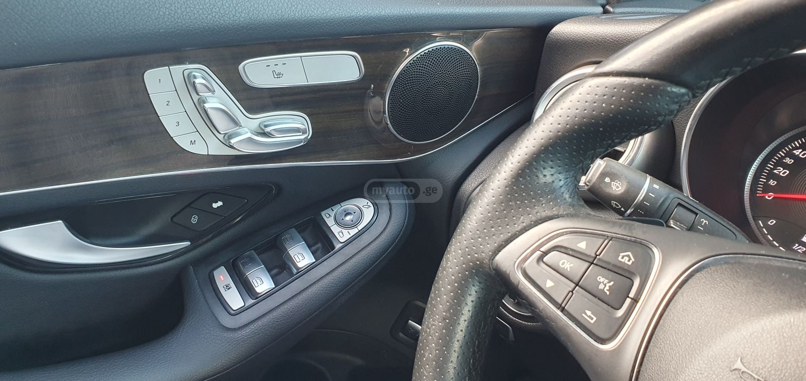 Mercedes-Benz GLC 300 - фото 13