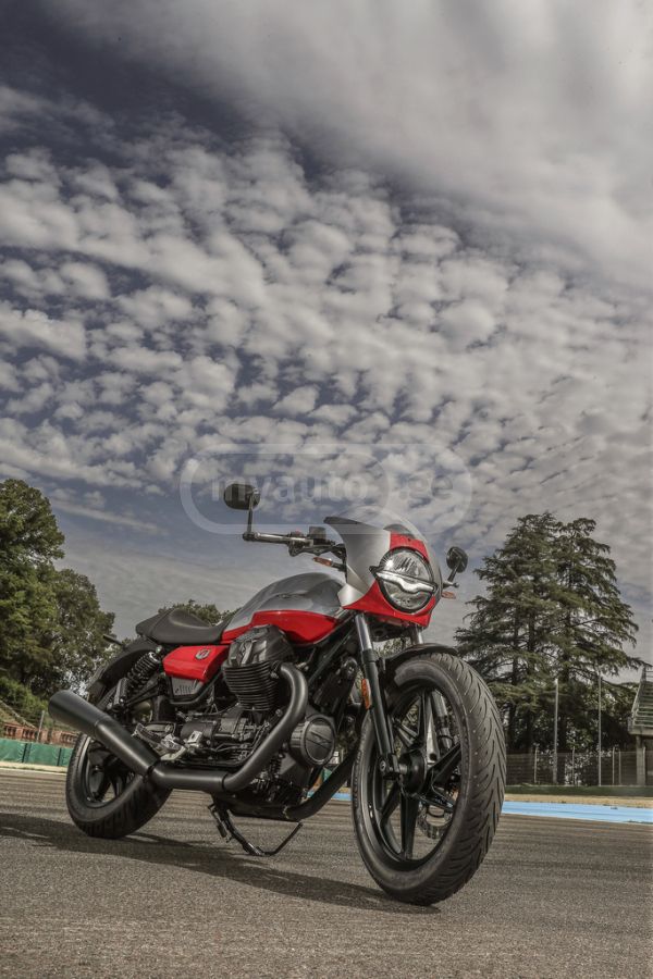 Moto Guzzi V7 STONE CORSA 853 CC 