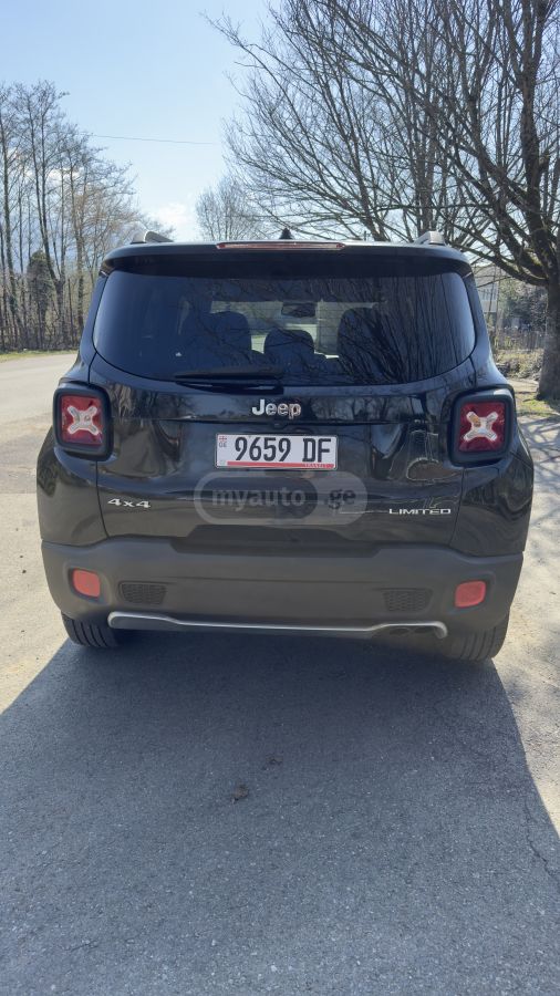 Jeep Renegade - фото 4