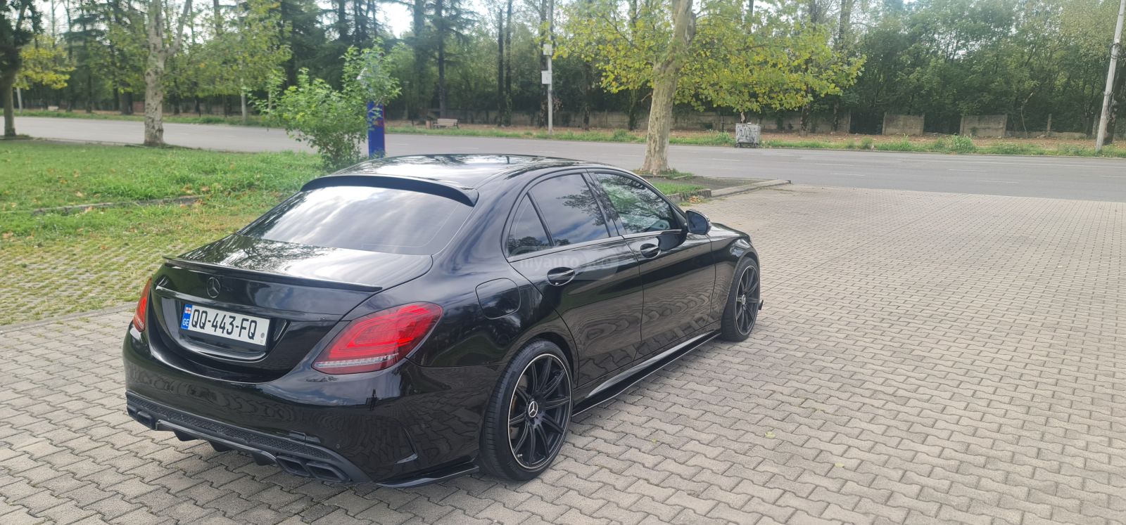 Mercedes-Benz C 300 - фото 3