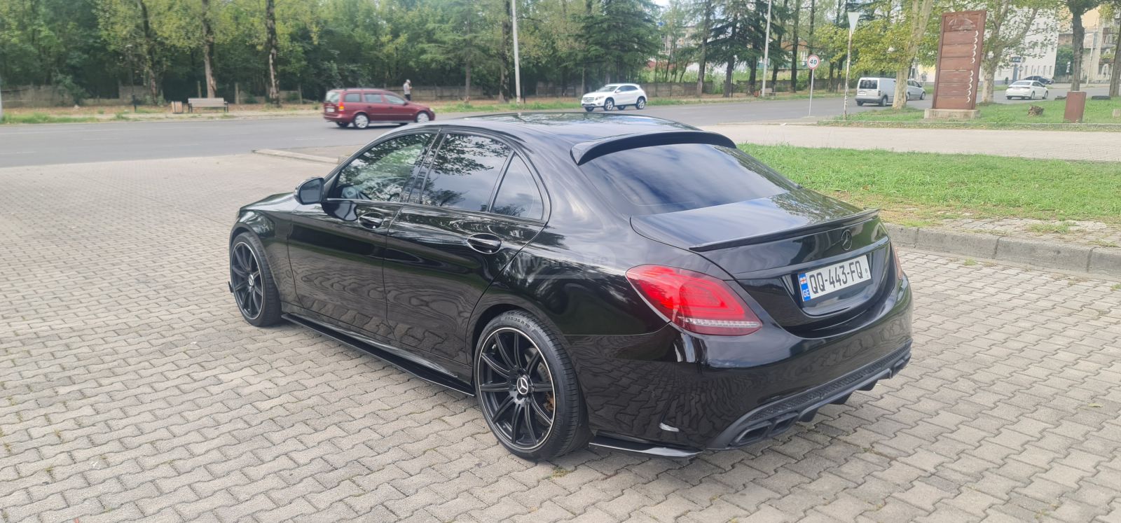 Mercedes-Benz C 300 - фото 4