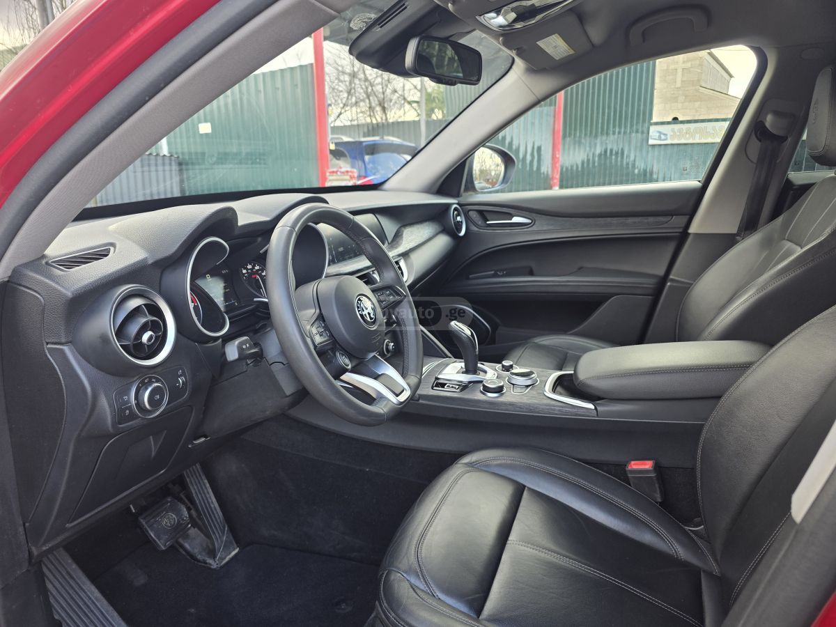 Alfa Romeo Stelvio - фото 5