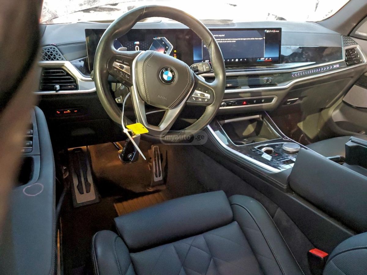 BMW X5 - фото 8