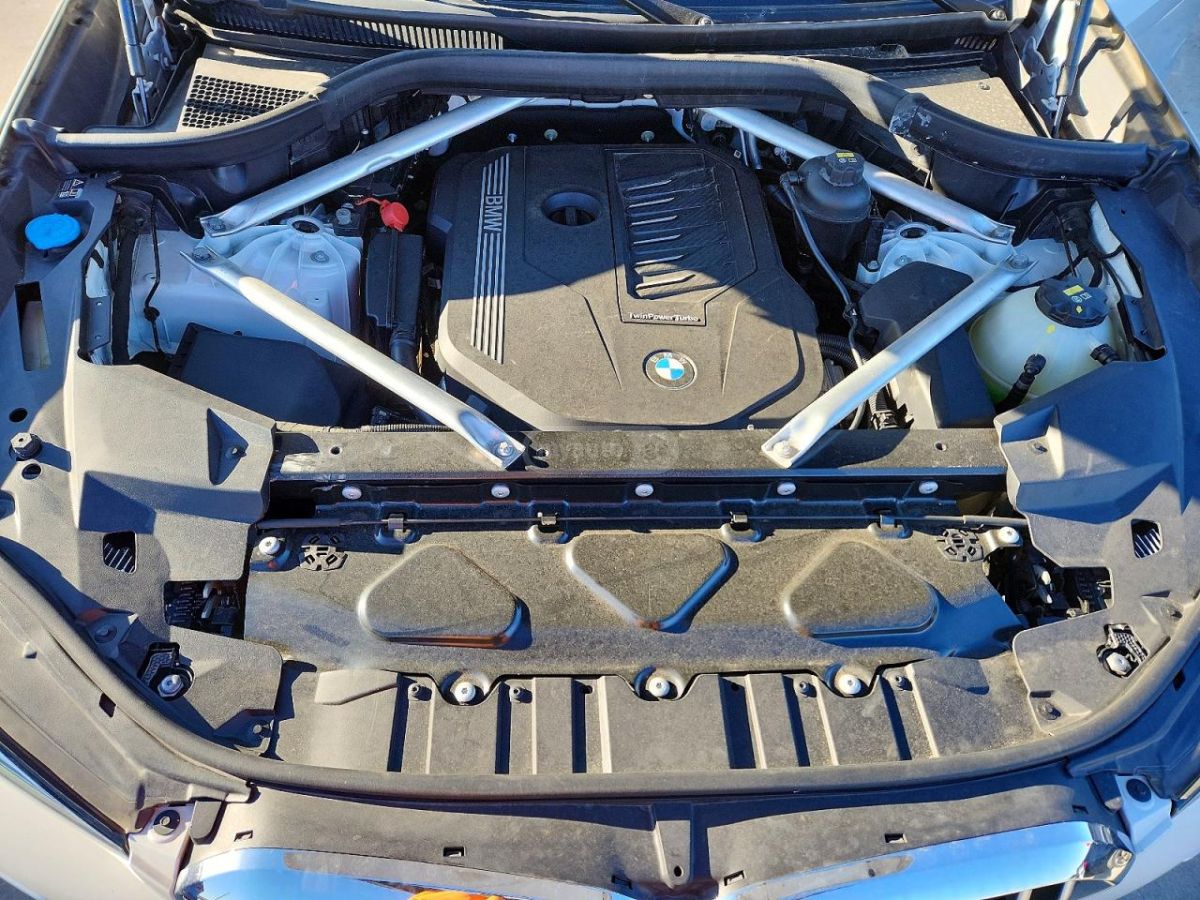 BMW X5 - фото 11