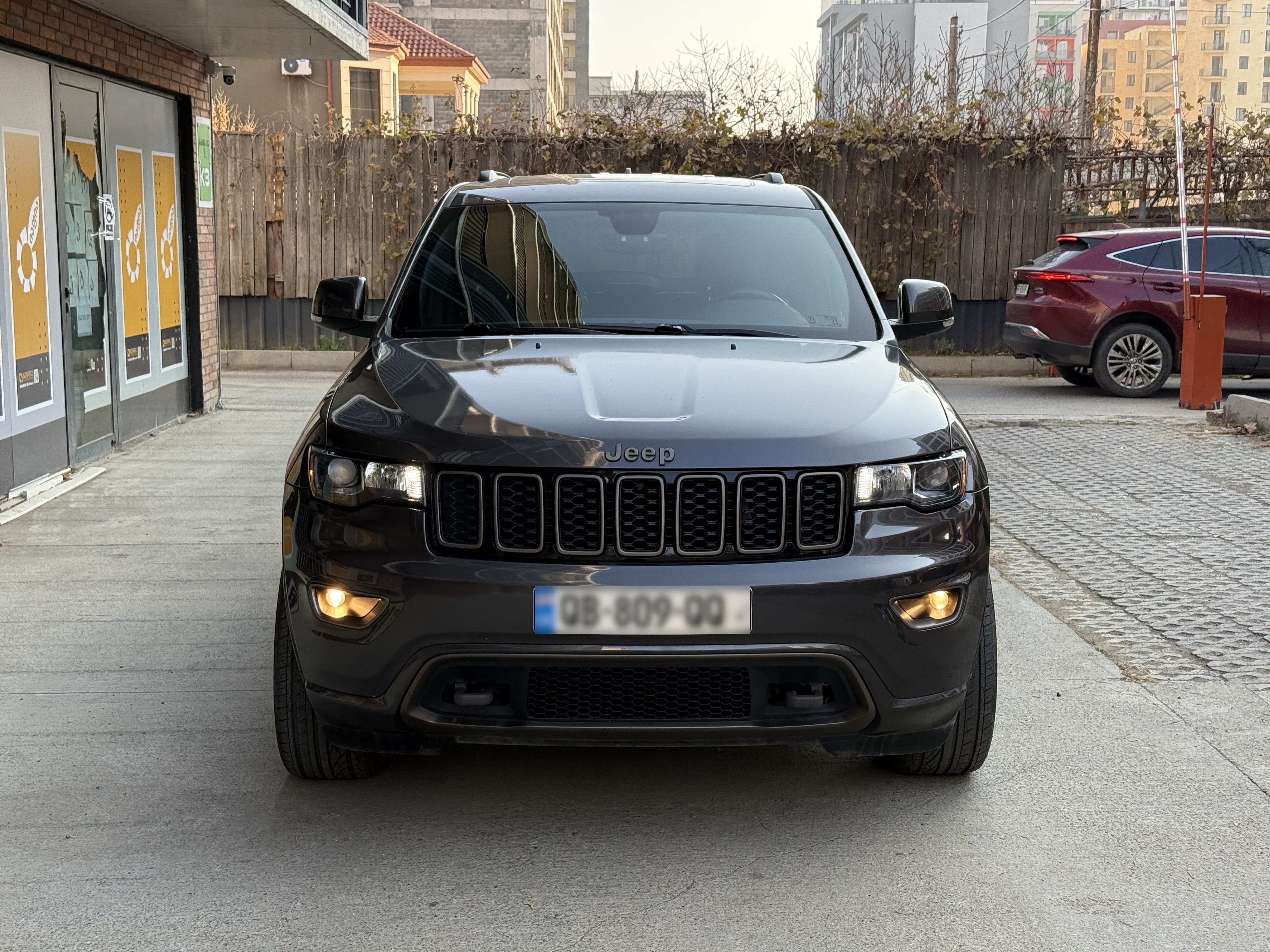 Jeep Grand Cherokee - фото 6