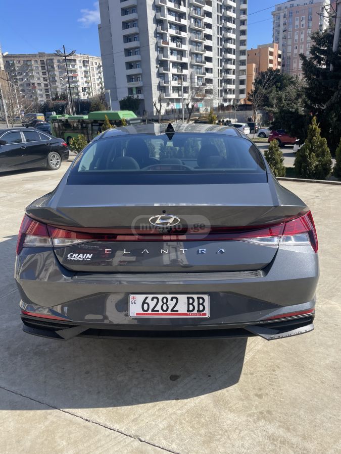 Hyundai Elantra - фото 6