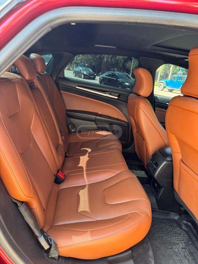 Ford Fusion - фото 6